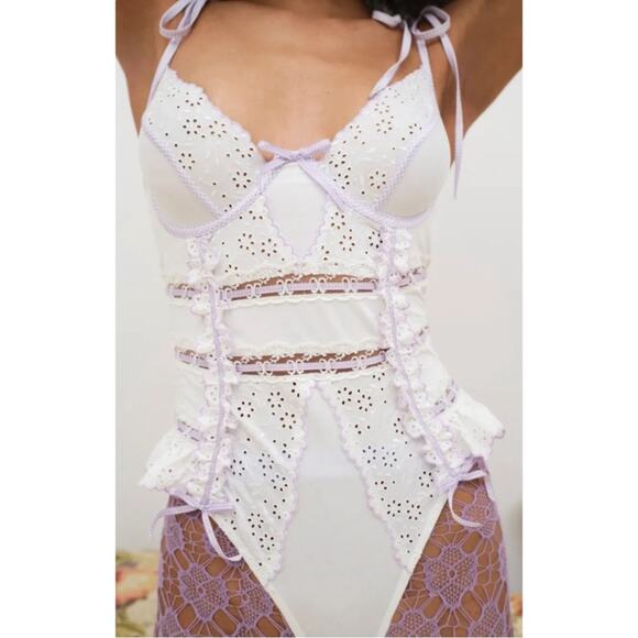 For Love & Lemons Daisy Eyelet Teddy Bodysuit Size 36B - Picture 3 of 11